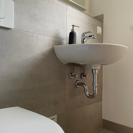 Modernes Fuer Bis Zu 10 Gaeste