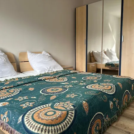 Haus Emma Grosses Ferienhaus Mit Garten Fuer Bis Zu 10 Personen Apartment Klosterdorf