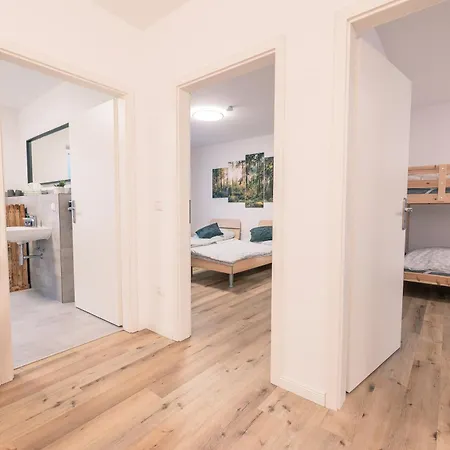 아파트 Haus Emma Grosses Mit Garten Fuer Bis Zu 10 Personen *