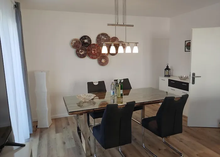 Apartamento Modernes Fuer Bis Zu 10 Gaeste *